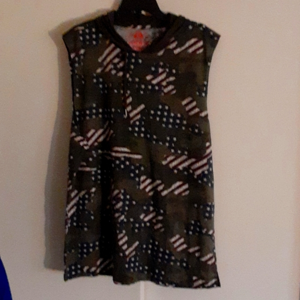 Sleeveless top